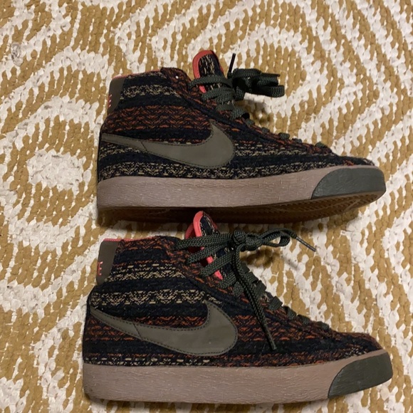 Womens NIKE BLAZER SAFARI TWEED AIR MAX high tops - Picture 2 of 7